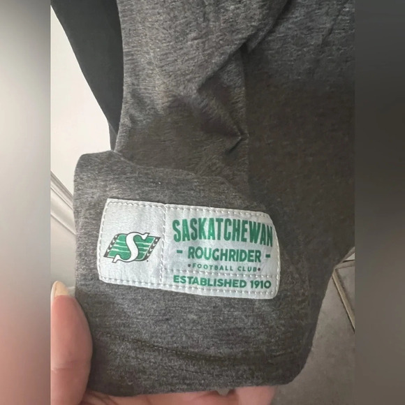Saskatchewan Roughriders |  Black/Grey Baseball Tee Henley | Size M - Picture 7 of 7